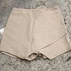 Gab + Kate | envelope skort